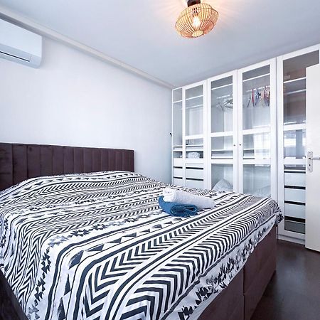 Poincare 4 - Lumineux, Renove, Central Et Calme A Juan Les Pins Antibes Exterior foto